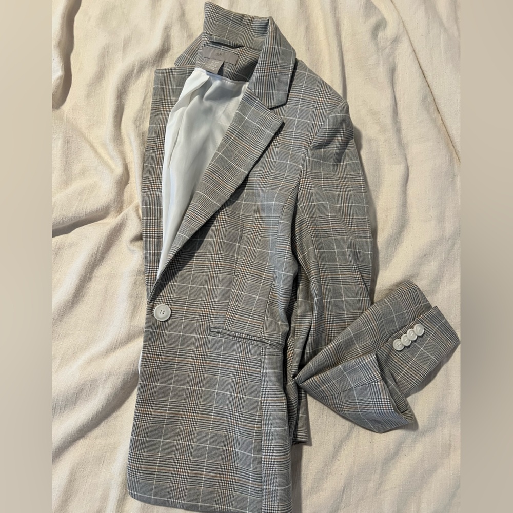 Grey Blazer - Picture 5 of 5